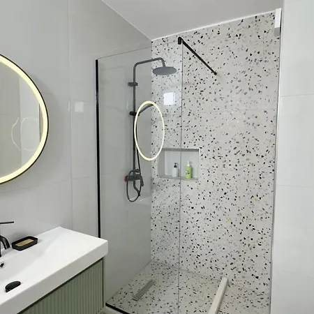 Urban Serenity Skyline View Apartment 2 Tirana Exterior photo