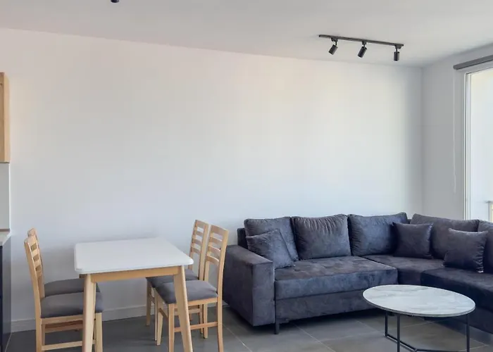 Urban Serenity Skyline View Apartment 2