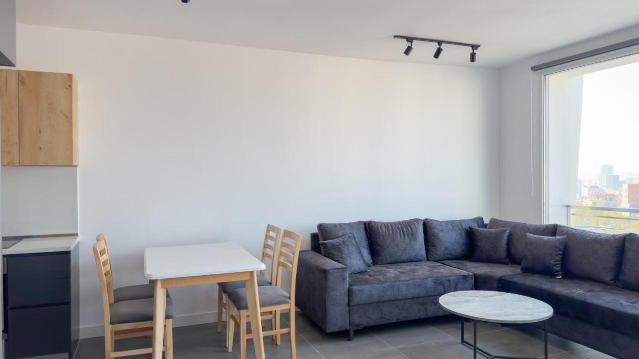 Apartmán Urban Serenity Skyline View 2 *